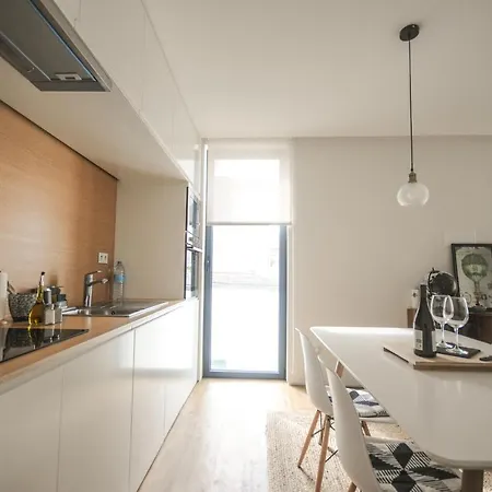 公寓 Aljube Residences Ii - Novo Centro Pdl 蓬塔德尔加达